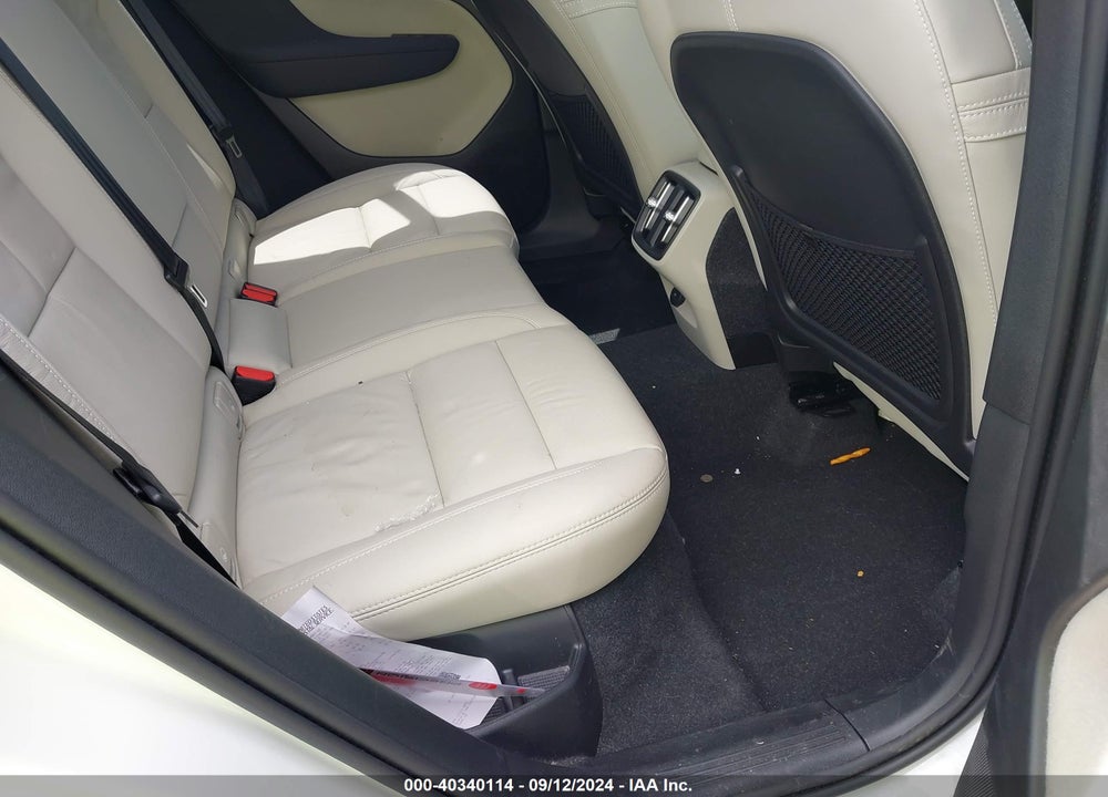 2023 VOLVO XC40 B5 PLUS DARK THEME VIN: YV4L12UL4P2985215