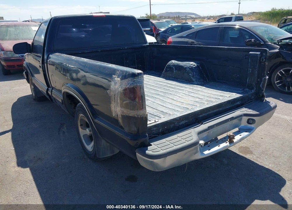 2000 CHEVROLET S-10 LS VIN: 1GCCS1446Y8174582