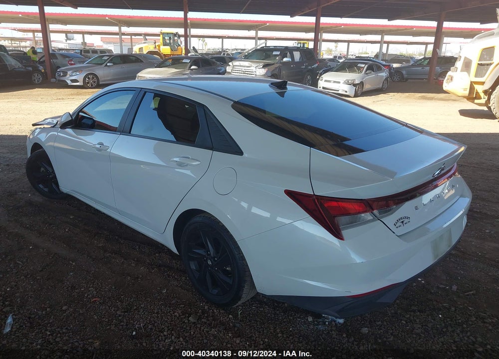 2022 HYUNDAI ELANTRA SEL VIN: 5NPLM4AG2NH070761