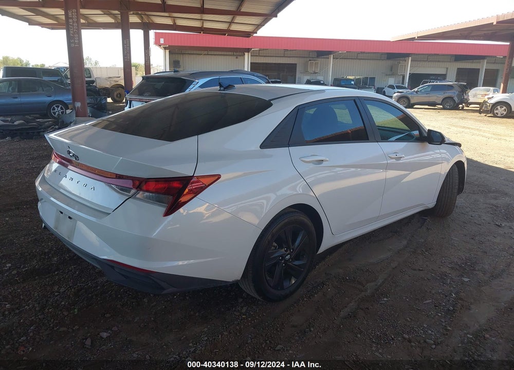 2022 HYUNDAI ELANTRA SEL VIN: 5NPLM4AG2NH070761