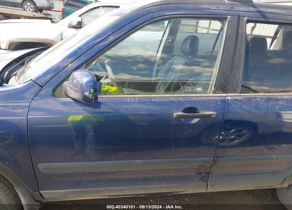 2002 HONDA CR-V EX VIN: JHLRD78852C053649