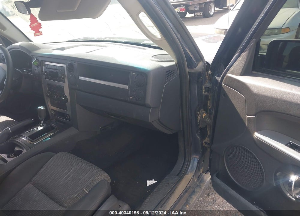 2010 JEEP COMMANDER SPORT VIN: 1J4RG4GK6AC127654