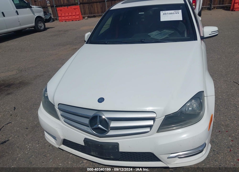 2013 MERCEDES-BENZ C 300 LUXURY 4MATIC/SPORT 4MATIC VIN: WDDGF8AB7DR247650