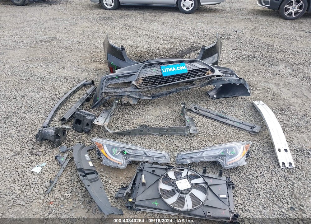 2020 TOYOTA COROLLA SE VIN: JTDS4RCEXLJ023180