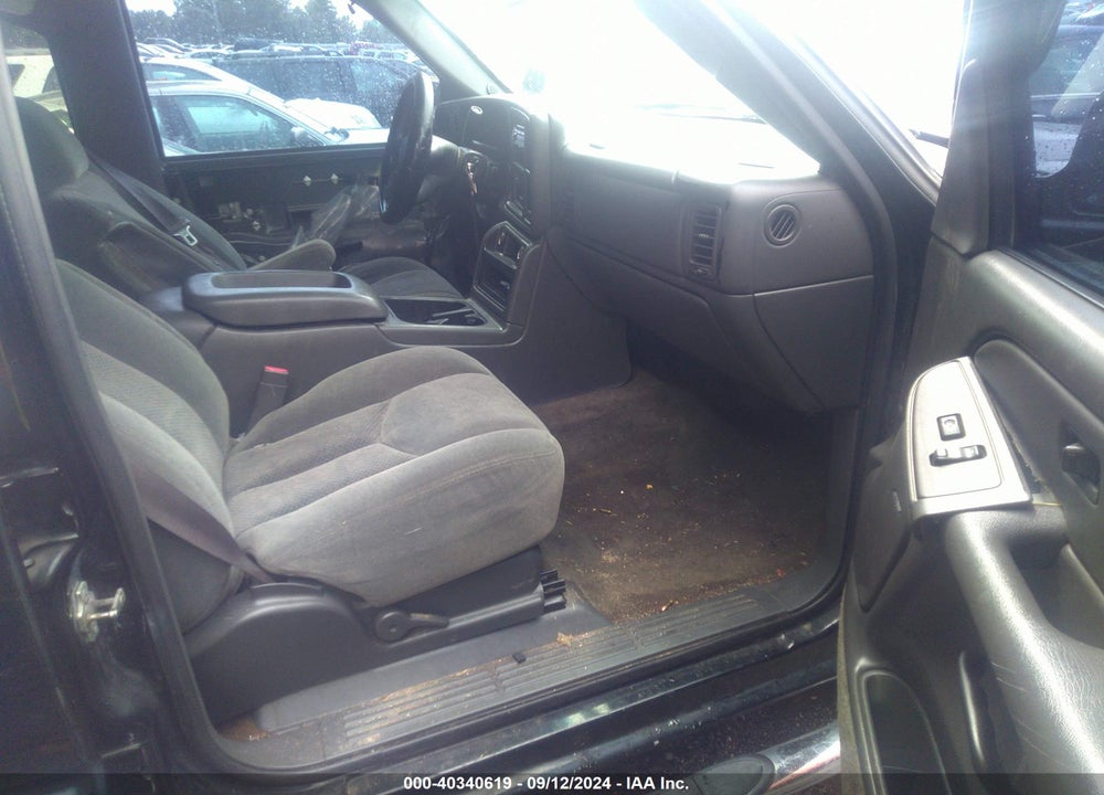 2004 CHEVROLET SILVERADO 1500 LS VIN: 2GCEK13T341341625