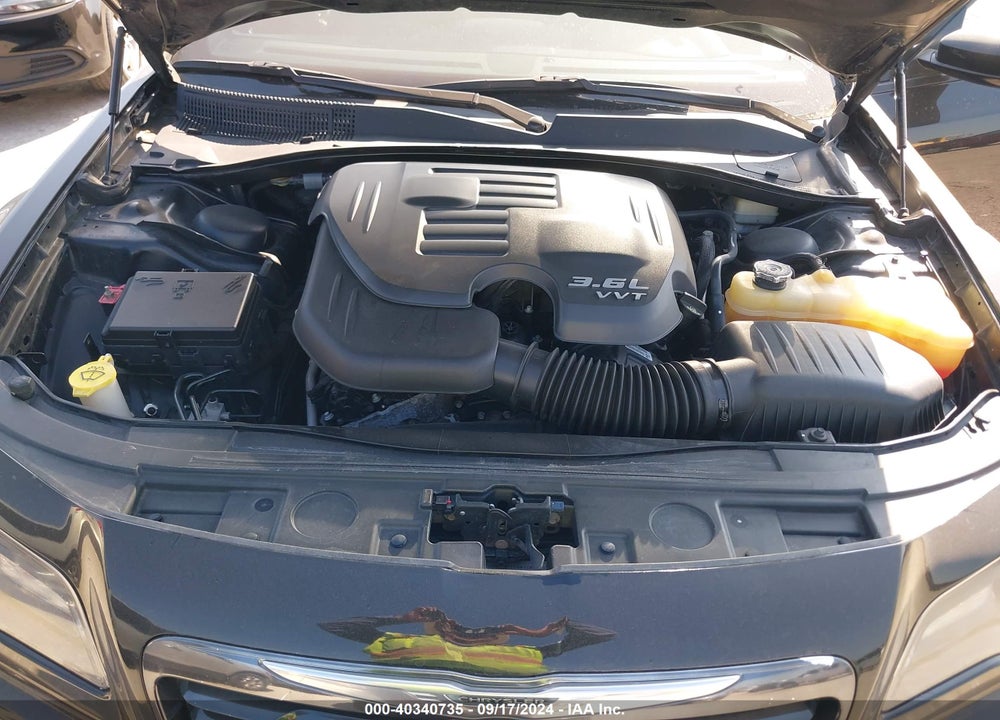 2014 CHRYSLER 300 S VIN: 2C3CCABG3EH380219