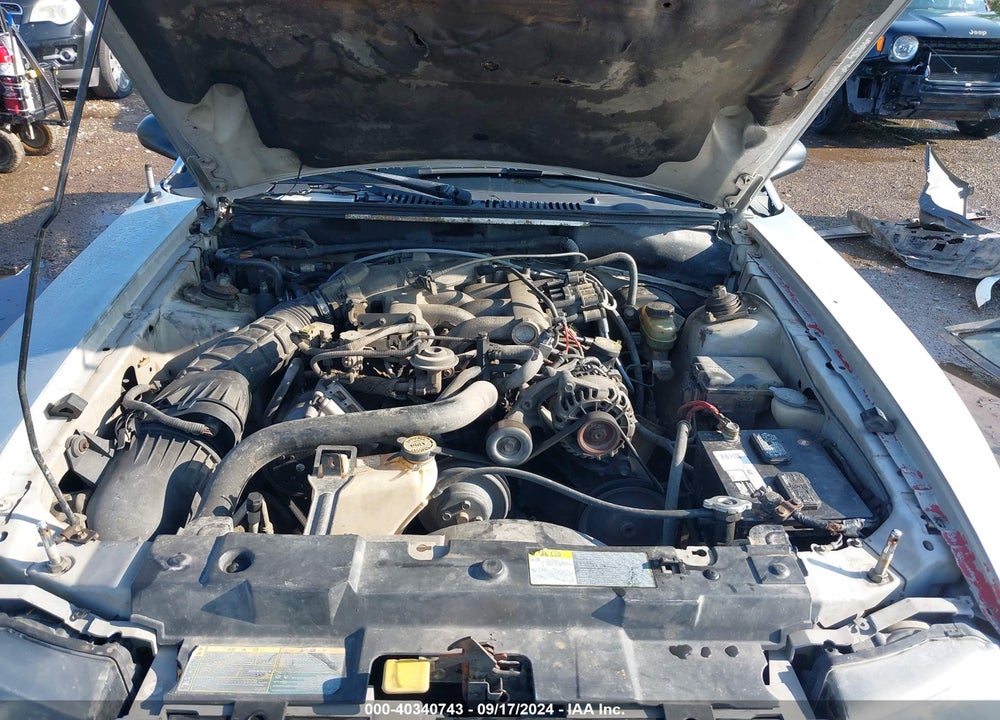 2001 FORD MUSTANG VIN: 1FAFP404X1F158155