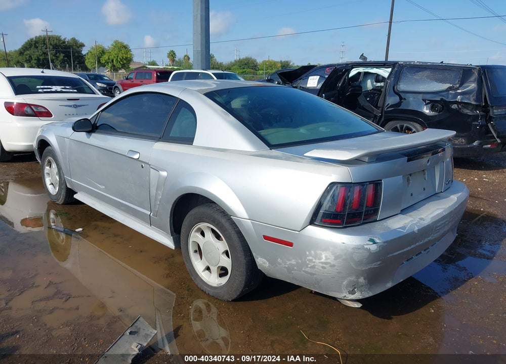 2001 FORD MUSTANG VIN: 1FAFP404X1F158155