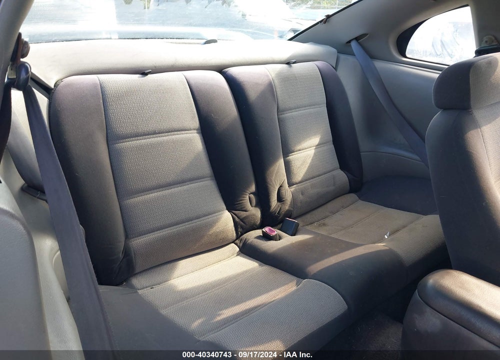 2001 FORD MUSTANG VIN: 1FAFP404X1F158155