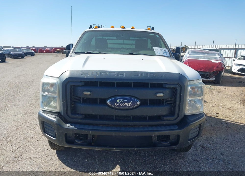 2016 FORD F-350 CHASSIS XL VIN: 1FDRF3H61GEC46256