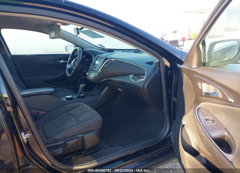 2017 CHEVROLET MALIBU 1FL VIN: 1G1ZC5ST3HF261823