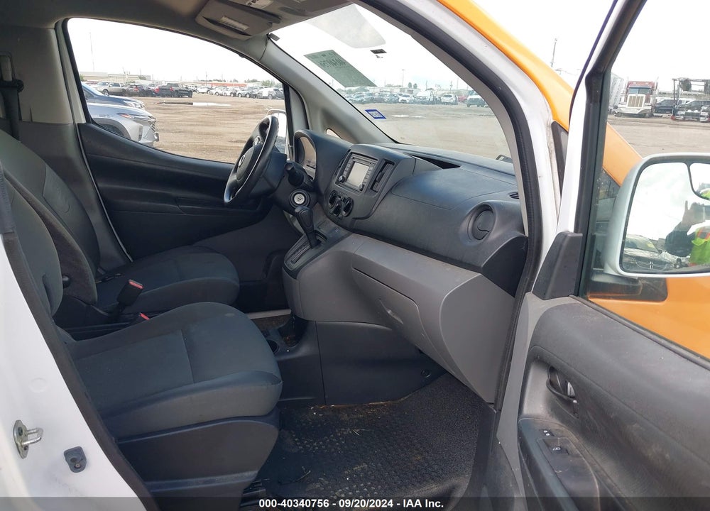 2017 NISSAN NV200 SV VIN: 3N6CM0KN0HK717008
