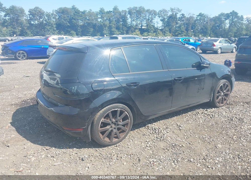 2010 VOLKSWAGEN GOLF 4-DOOR VIN: WVWDB7AJ2AW147883