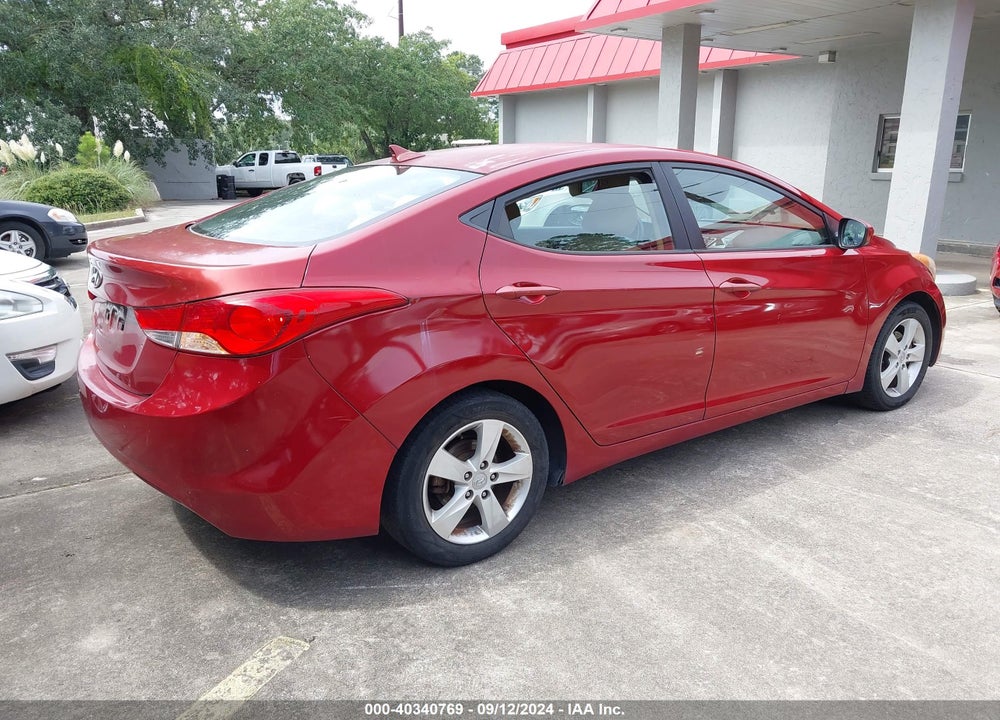 2013 HYUNDAI ELANTRA GLS VIN: KMHDH4AE7DU724712