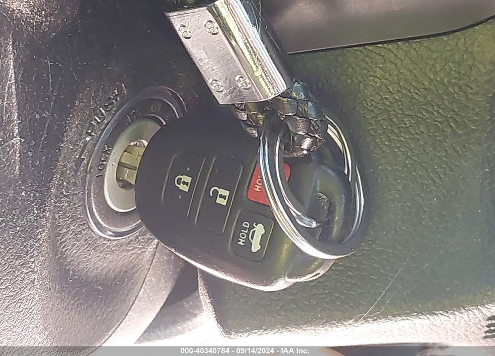 2015 TOYOTA CAMRY SE VIN: 4T1BF1FK7FU096275