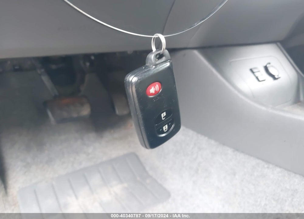 2010 TOYOTA PRIUS IV VIN: JTDKN3DU3A0105528