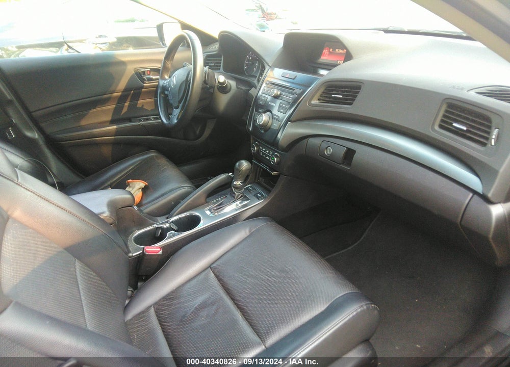 2014 ACURA ILX 2.0L VIN: 19VDE1F34EE001993