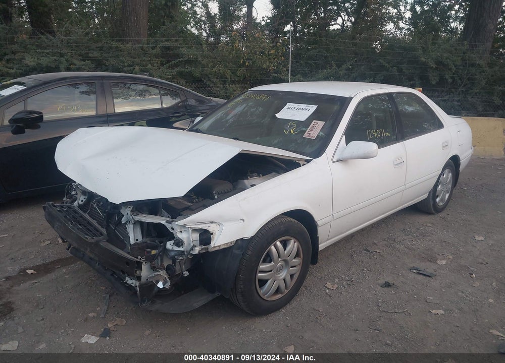 2001 TOYOTA CAMRY LE VIN: 4T1BG22K41U836611