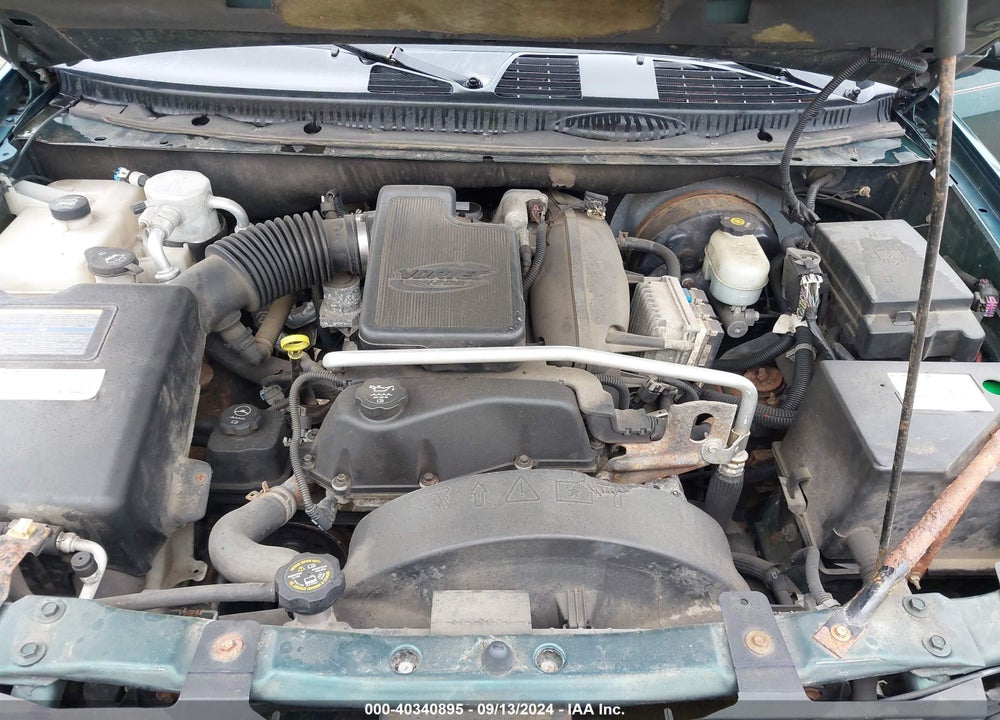 2005 CHEVROLET TRAILBLAZER LS VIN: 1GNDT13S452147274