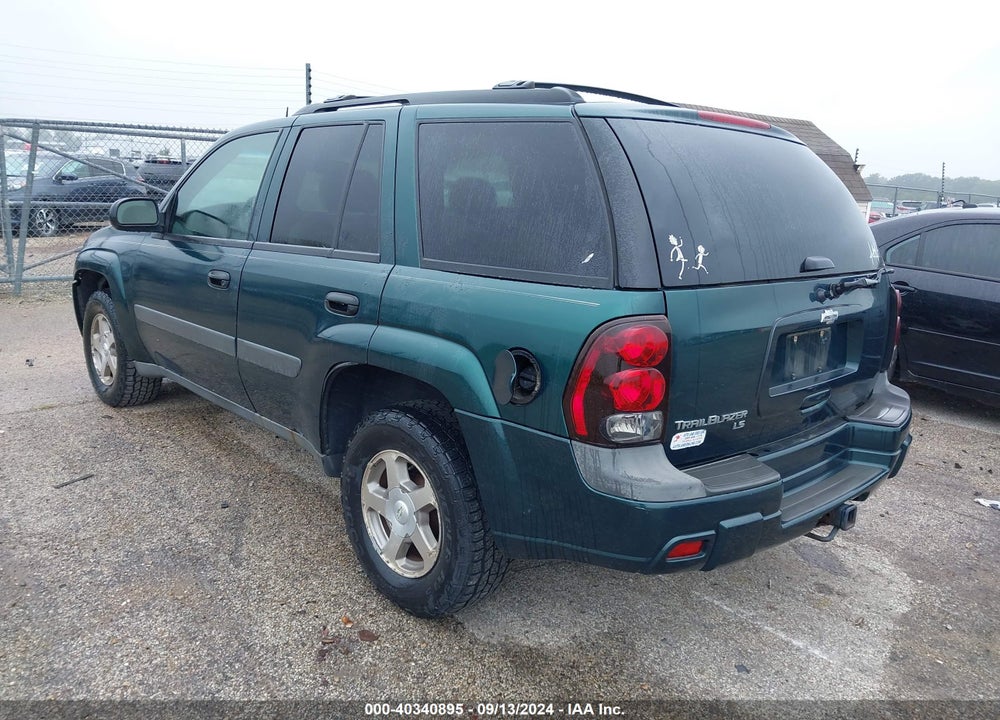 2005 CHEVROLET TRAILBLAZER LS VIN: 1GNDT13S452147274