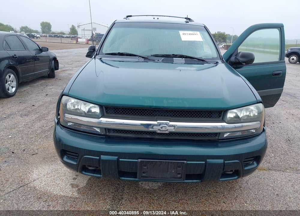 2005 CHEVROLET TRAILBLAZER LS VIN: 1GNDT13S452147274