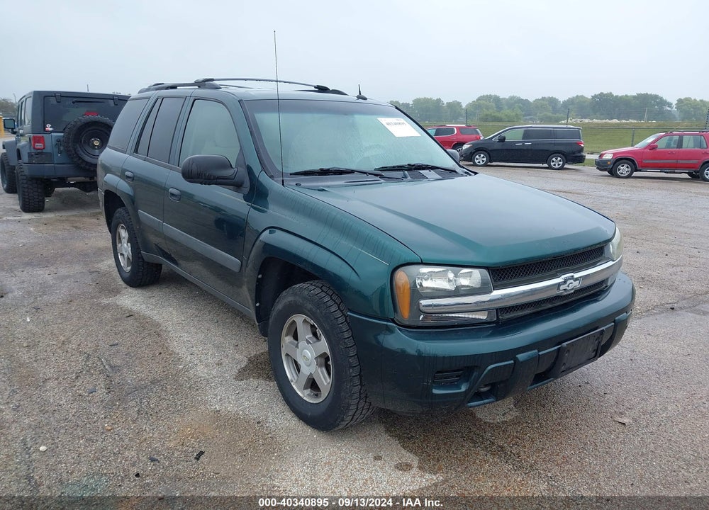 2005 CHEVROLET TRAILBLAZER LS VIN: 1GNDT13S452147274