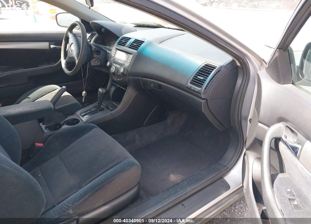 2003 HONDA ACCORD 2.4 LX VIN: 1HGCM72223A026270