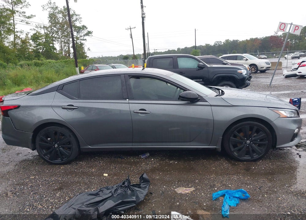 2022 NISSAN ALTIMA SR FWD VIN: 1N4BL4CV2NN341561