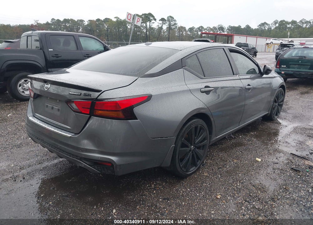 2022 NISSAN ALTIMA SR FWD VIN: 1N4BL4CV2NN341561