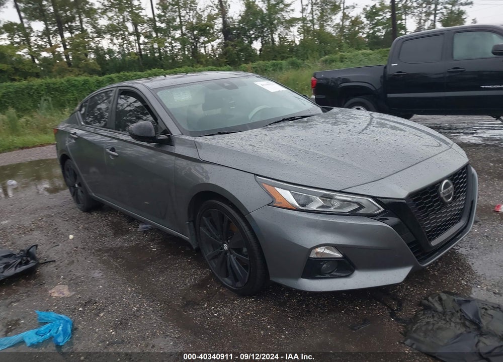 2022 NISSAN ALTIMA SR FWD VIN: 1N4BL4CV2NN341561