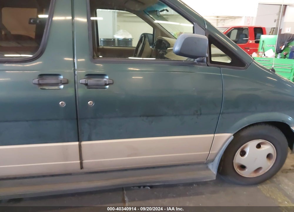 1996 FORD AEROSTAR VIN: 1FMDA31X1TZB52957