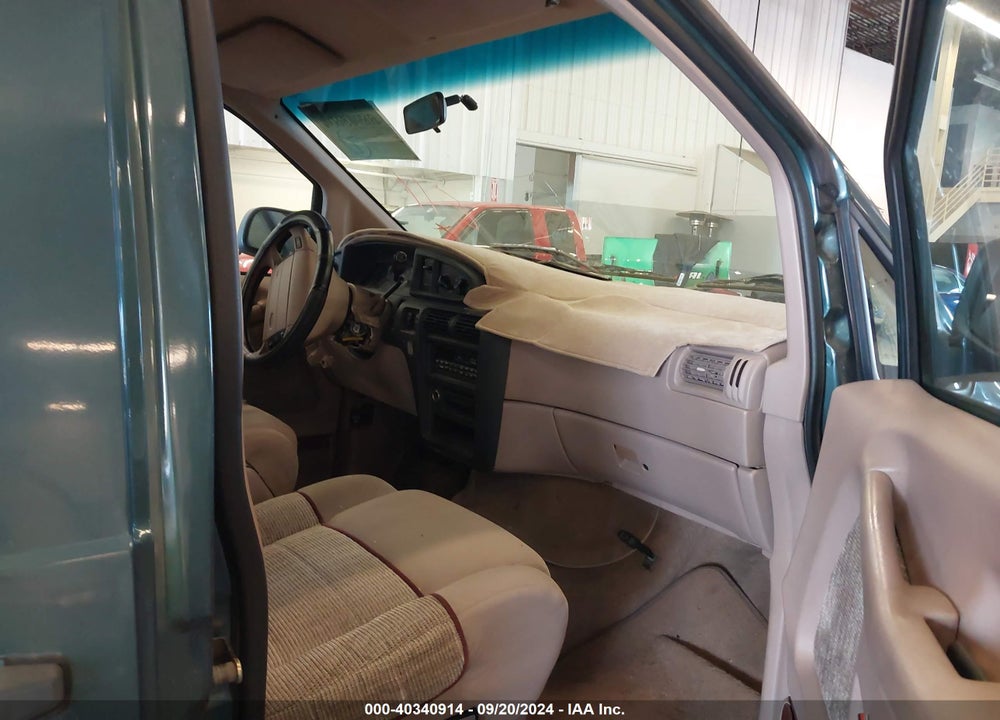 1996 FORD AEROSTAR VIN: 1FMDA31X1TZB52957