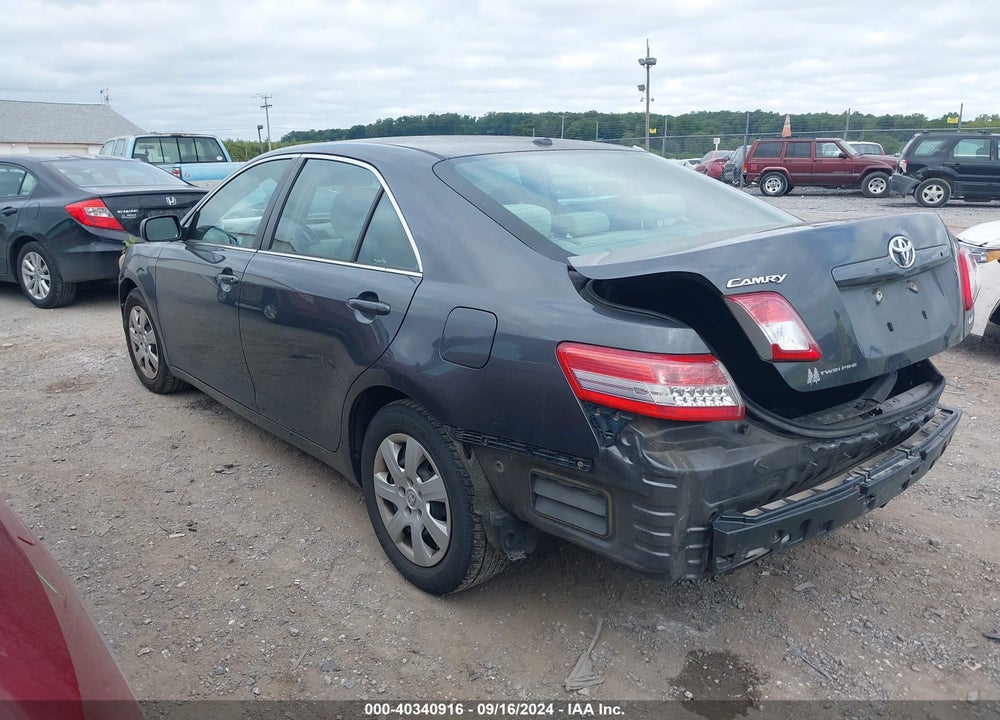 2011 TOYOTA CAMRY LE VIN: 4T1BF3EK0BU218742