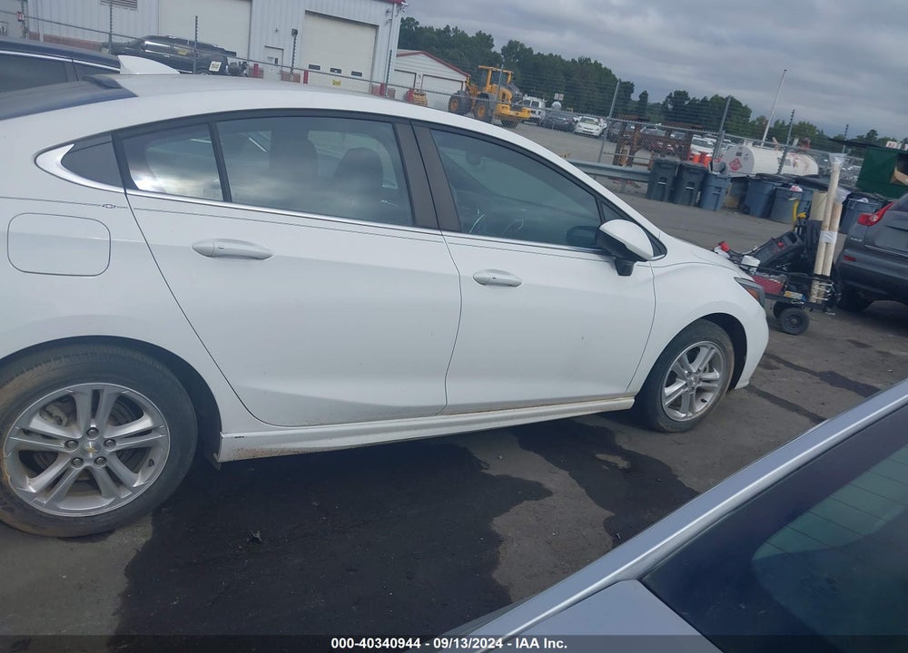 2018 CHEVROLET CRUZE LT AUTO VIN: 1G1BE5SM9J7144199