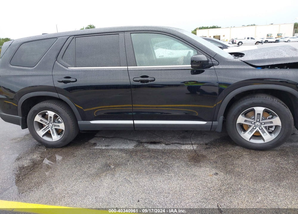 2025 HONDA PILOT EX-L VIN: 5FNYG2H42SB006324