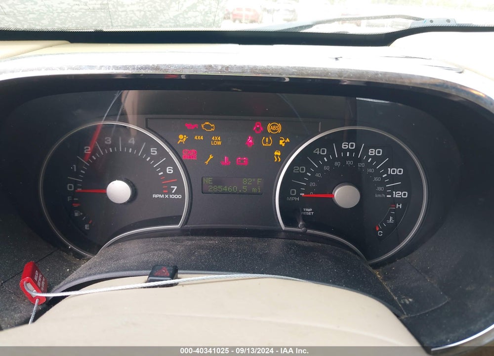 2006 FORD EXPLORER VIN: 1FMEU73E16UB06206