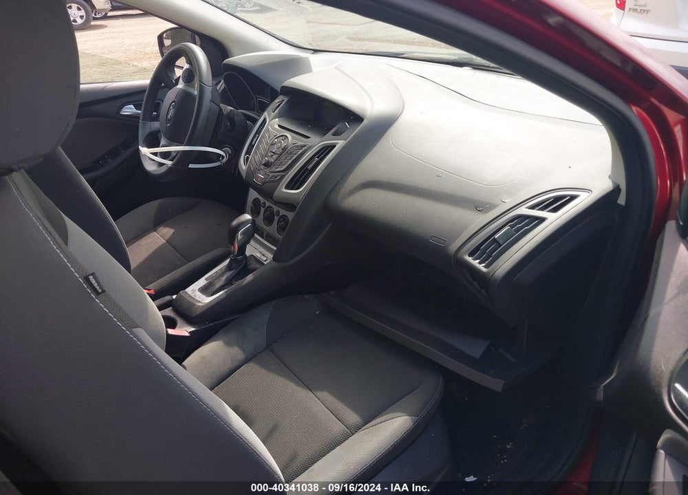 2013 FORD FOCUS VIN: 1FADP3F28DL142730