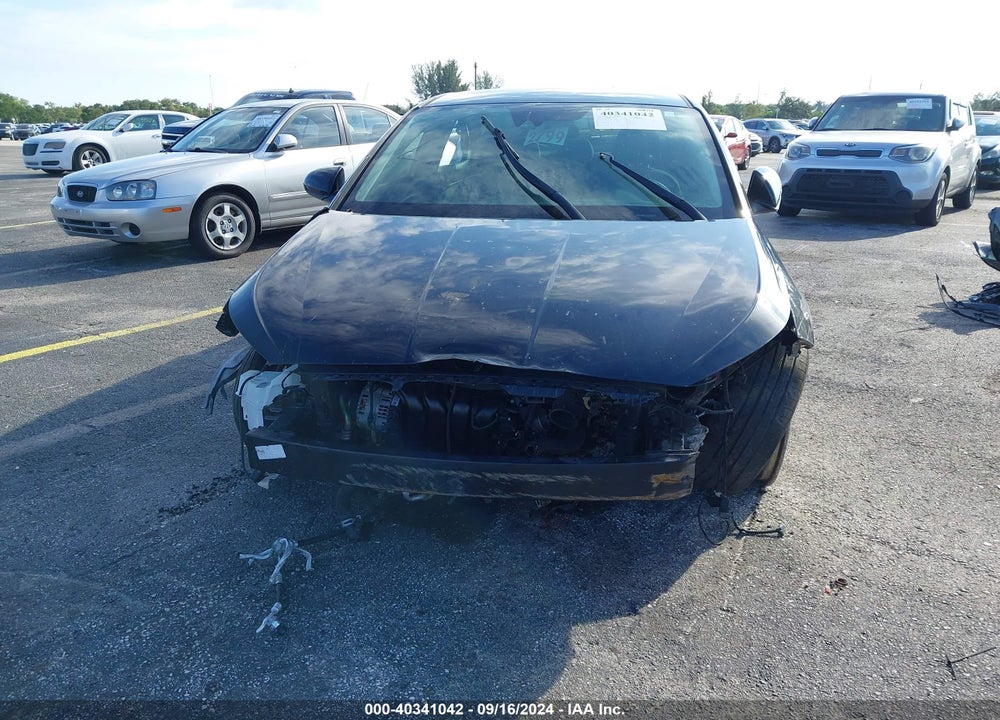 2020 HYUNDAI ELANTRA SEL VIN: 5NPD84LF5LH519148