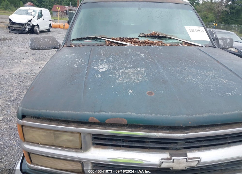 1995 CHEVROLET TAHOE K1500 VIN: 1GNEK13K2SJ403517