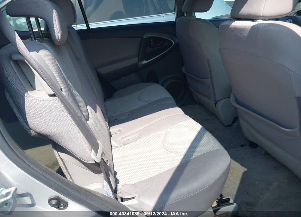 2008 TOYOTA RAV4 VIN: JTMBD33V186063817