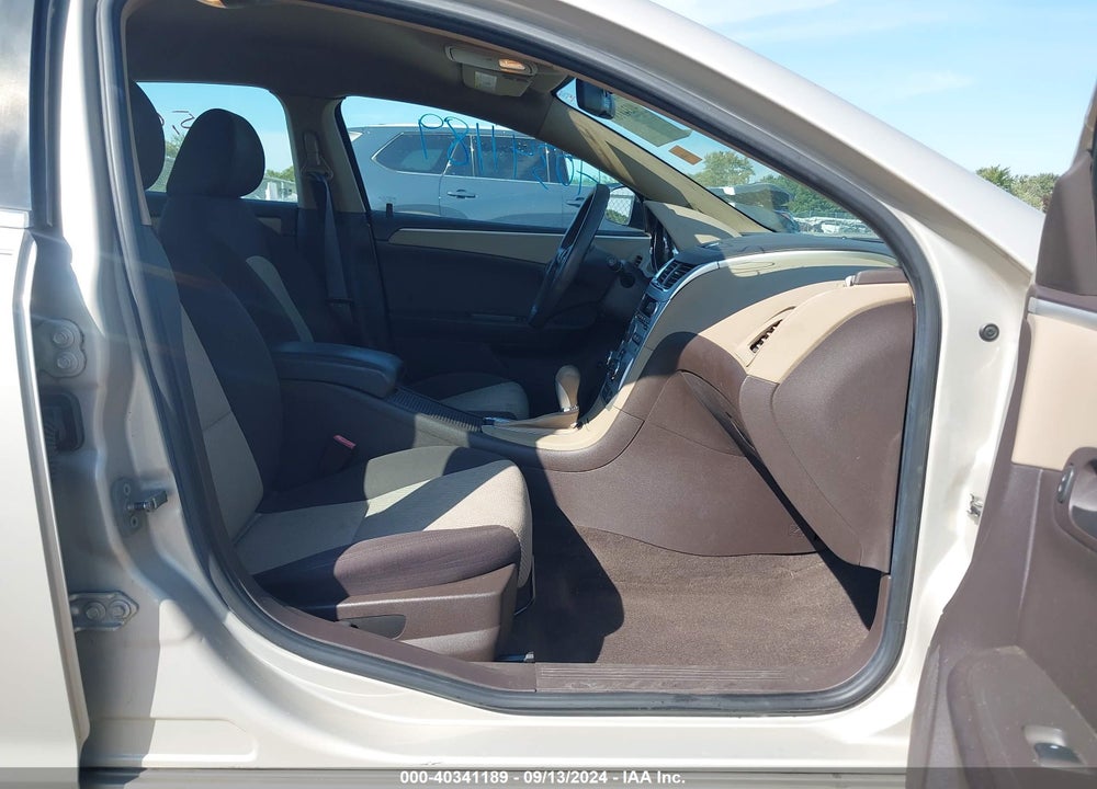 2010 CHEVROLET MALIBU LS VIN: 1G1ZA5E07AF279397