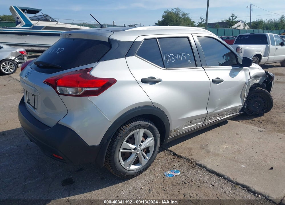 2018 NISSAN KICKS S VIN: 3N1CP5CU0JL517407
