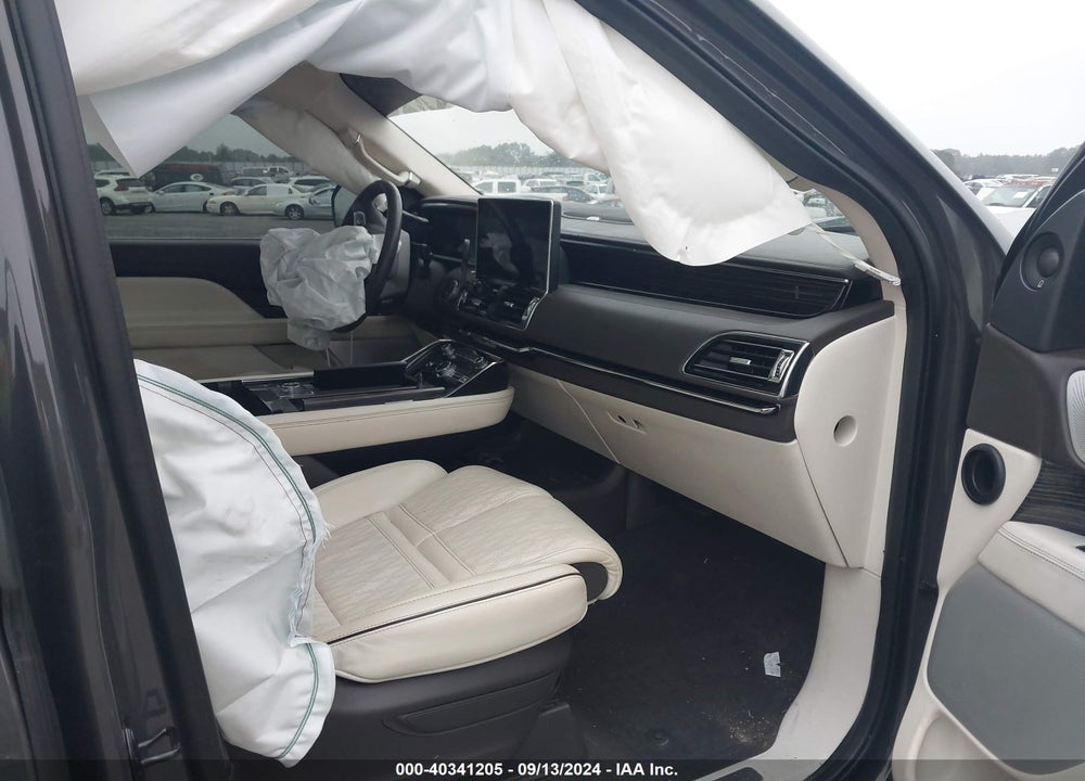 2023 LINCOLN NAVIGATOR BLACK LABEL VIN: 5LMJJ2TG4PEL02127