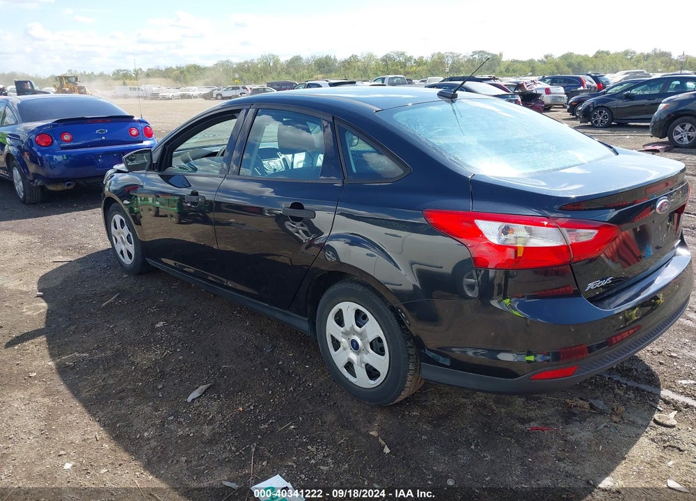 2013 FORD FOCUS VIN: 1FADP3E23DL283352