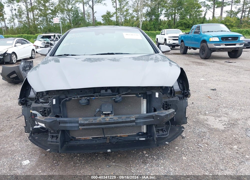 2018 HYUNDAI SONATA LIMITED VIN: 5NPE34AF9JH711885