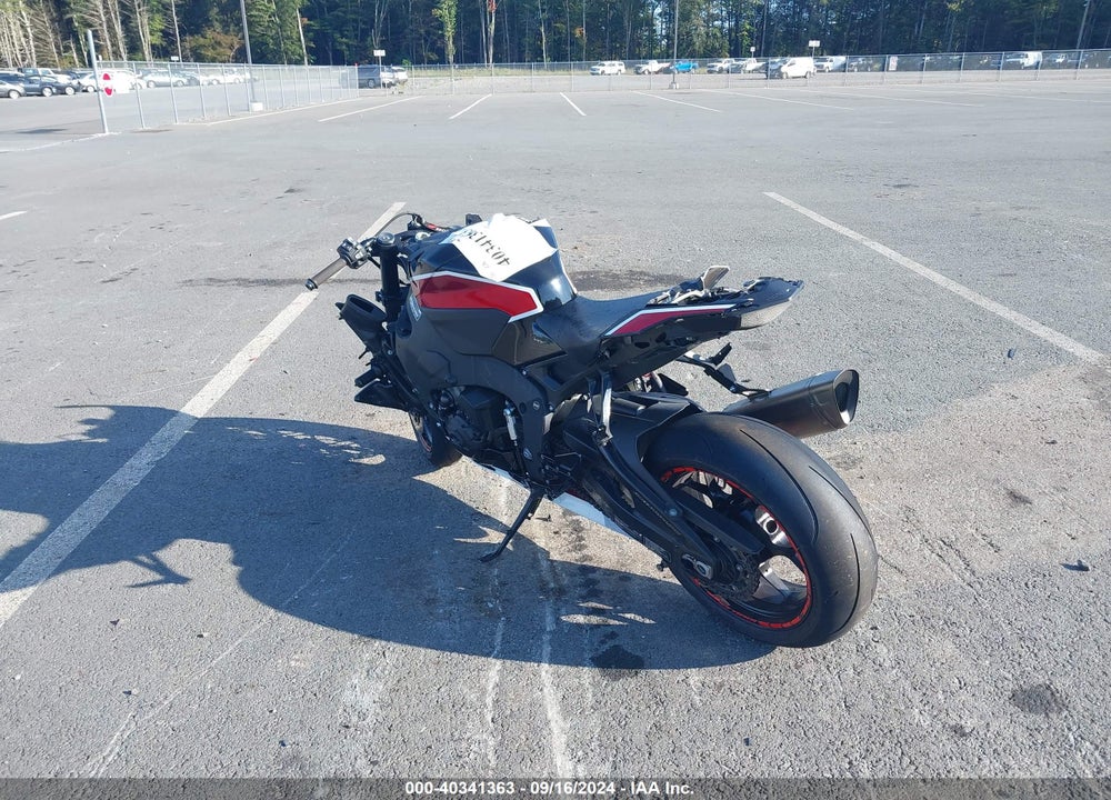 2017 HONDA CBR1000 RA VIN: JH2SC7755HK000058