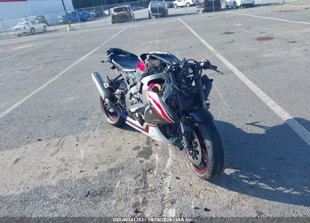 2017 HONDA CBR1000 RA VIN: JH2SC7755HK000058