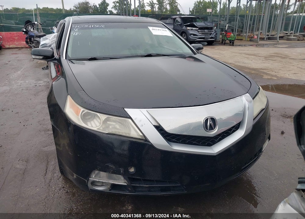 2010 ACURA TL 3.7 VIN: 19UUA9F50AA001202