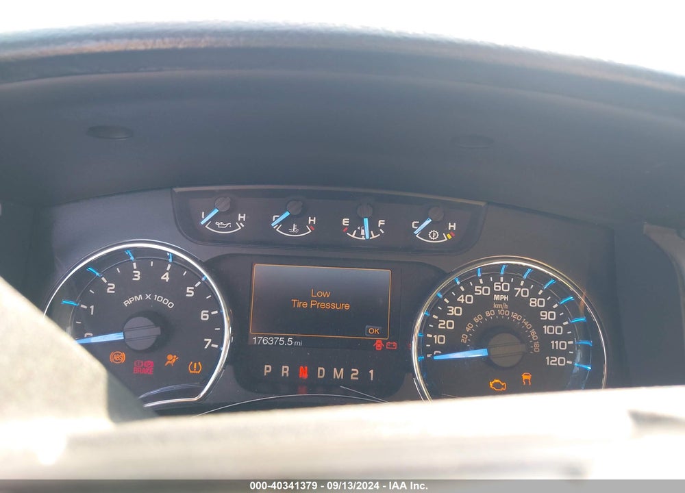 2011 FORD F-150 XLT VIN: 1FTFX1ET8BFC26589