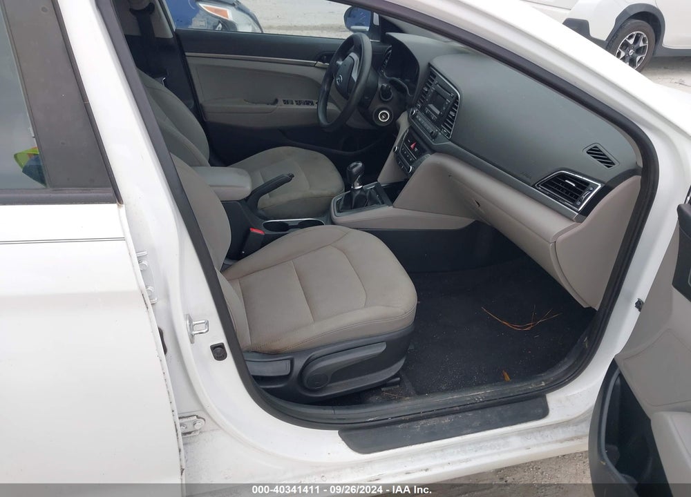 2017 HYUNDAI ELANTRA SE VIN: 5NPD74LF8HH037106